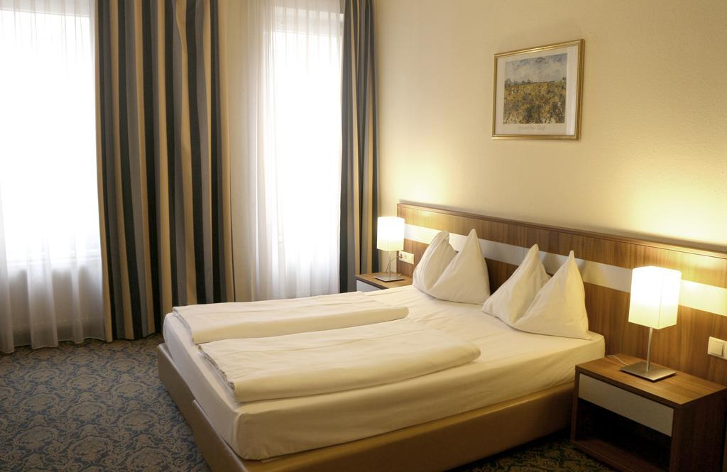 Hotel Carina Viena Exterior foto