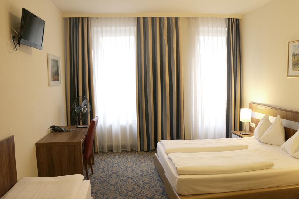 Hotel Carina Viena Exterior foto
